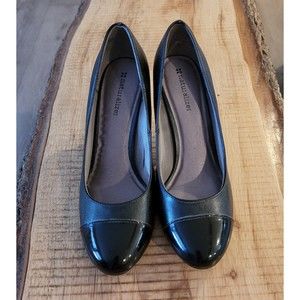 Black Naturalizer pumps
